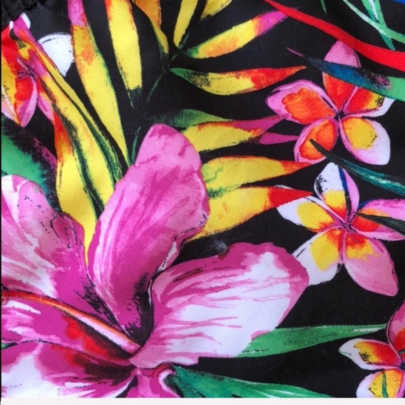 🌴🌼HURLEY- FLORAL BOARD SHORTS🌼🌴 - Picture 8 of 10